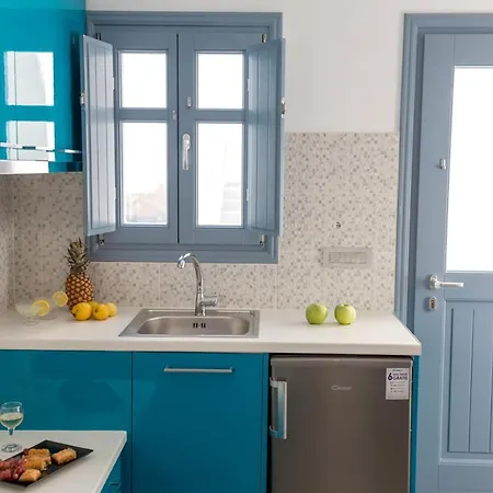 فيلة Luxe Maroussi Pýrgos