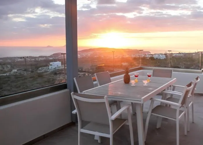 Luxe Maroussi Pýrgos