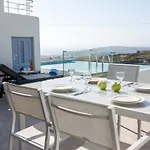 Luxe Maroussi